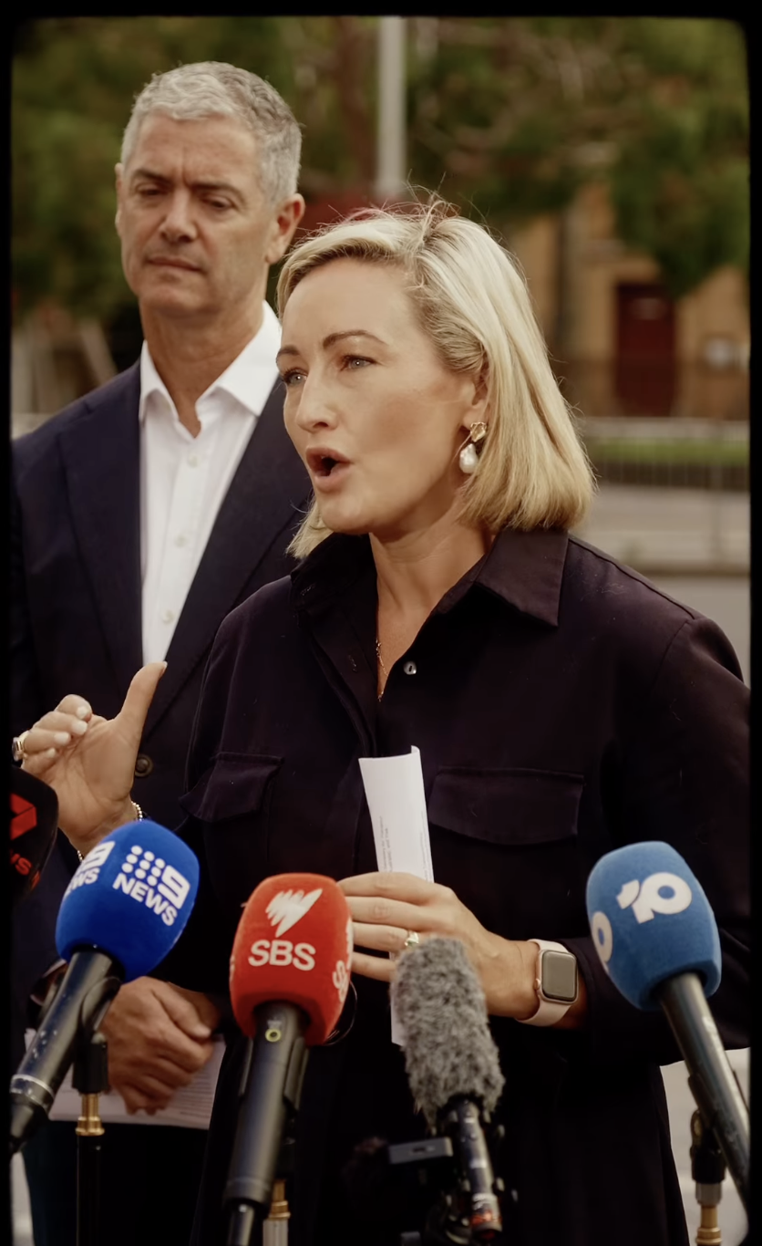 Dr Marjorie O'Neill and Minister for Transport